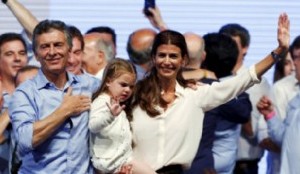 Macri, Awada y su hija Antonia, la frescura de la nueva pareja presidencial