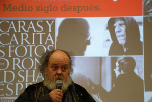 Ronald Shakespear, en la apertura de la exposición.