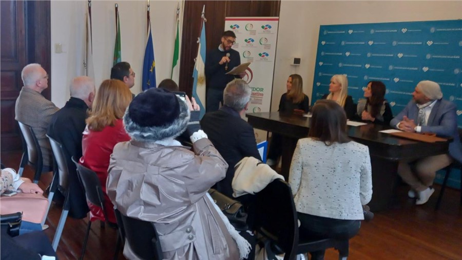 Autoridades y Público presente en el Lanzamiento de Italia en La Piel Moda di Autore Gentileza: Prensa Italia en La Piel