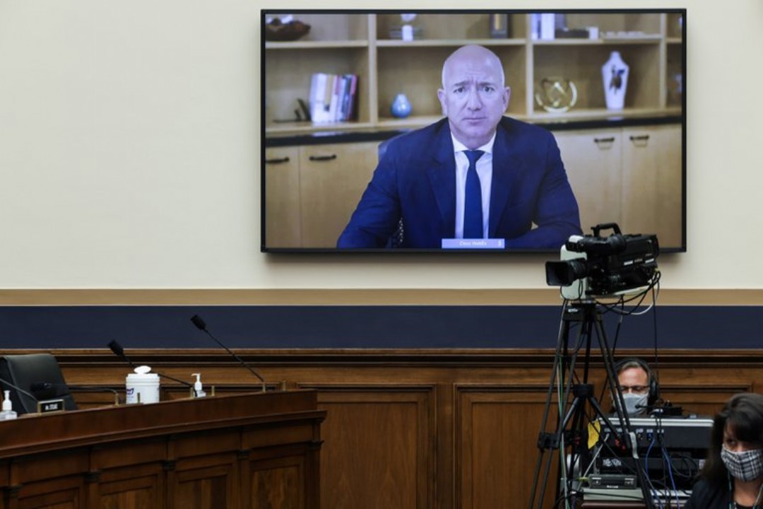 El CEO y fundador de Amazon, Jeff Bezos, testificó ante el Congreso de los Estados Unidos (Foto: Graeme Jennings/ Reuters)