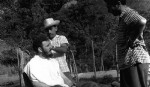 Fotografía cedida, por el sitio oficial Cubadebate que muestra al ex presidente cubano Fidel Castro en la Sierra Maestra en 1958.