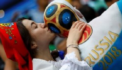 El Estadio Olímpico Luzhniki abrió sus puertas a más de 80.000 espectadores de todo el mundo para presenciar la ceremonia de inauguración del Mundial. Foto Infobae