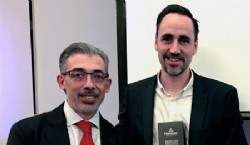 Antonio Pérez Iragorri, Director de la Revista a! Diseño y Carlos García González, Director de la División de Arte, Arquitectura y Diseño de la Universidad de Monterrey, UDEM