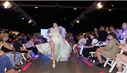 Glaour en el desfile final de Jorge Rey